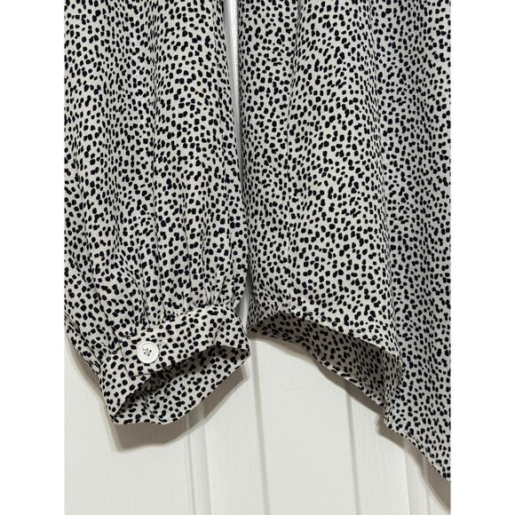 Ann Taylor Beige and Black Printed Blouse, Size M - Picture 3 of 6